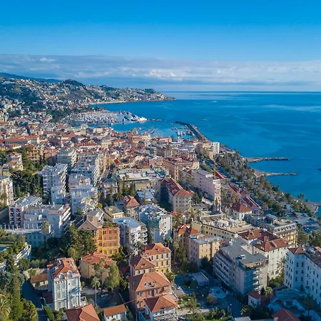Lägenhet Casa Felice Sanremo Centre Sea-View Apartment For 4 - Happy Rentals *